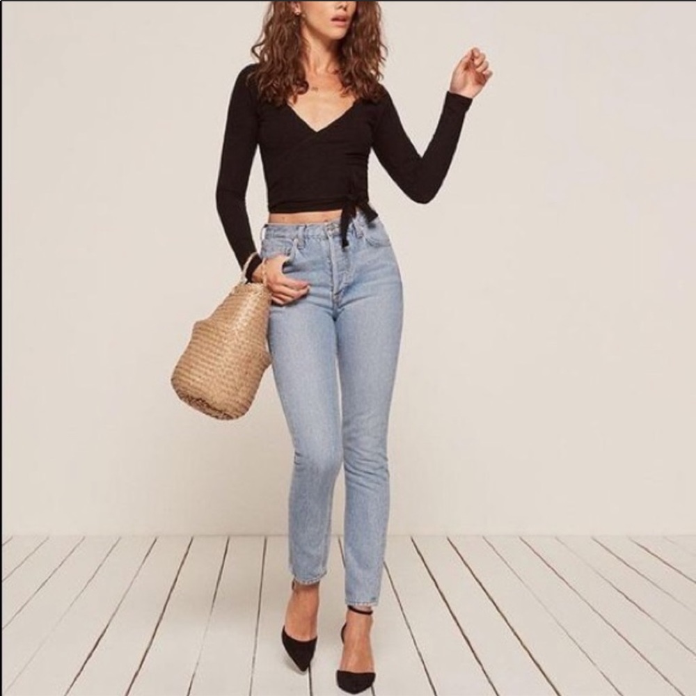 Reformation High rise skinny jean in Kara wash